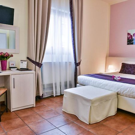 Hotel Bella Firenze Pokoj fotografie